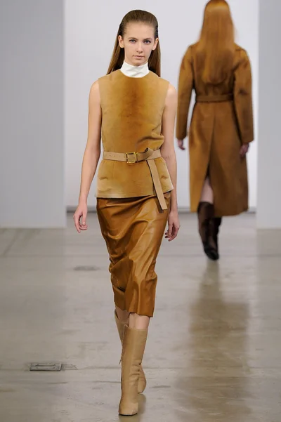 Look 11